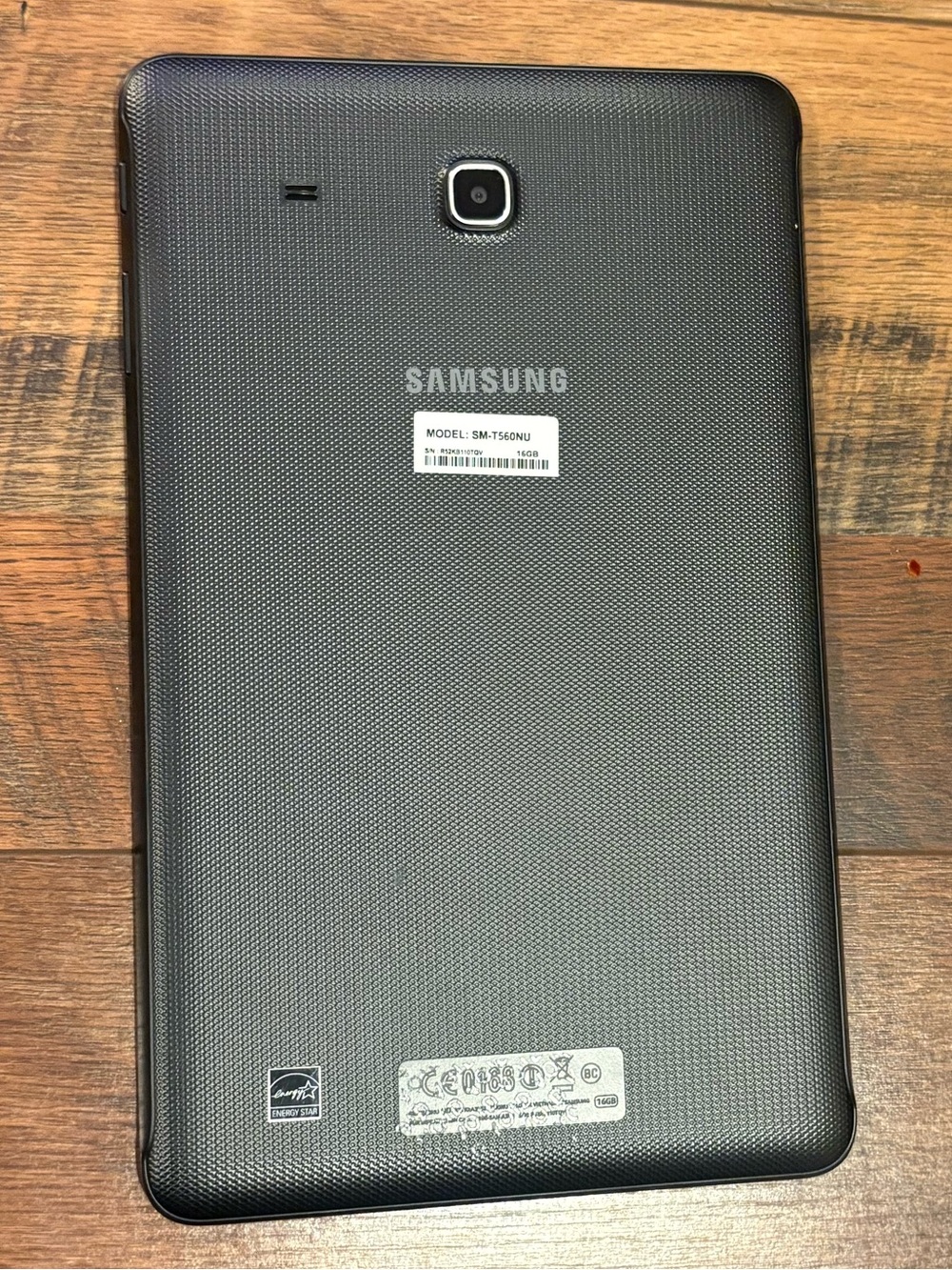 Samsung Tablet 9.6” - Picture 3 of 4